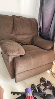 (Category: ) located in . Submitted by tinycat63 (Listing ID 1395931716, Image 1). Description: .