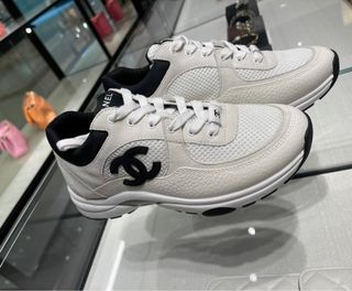 （分類：）位於 。 由 ssssallyyyyyyyy 提交（商品編號 1395993293，圖片 1）。簡介： 。