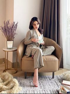 (Kategori: ) berada di . Dikirim oleh vialixstuff (ID iklan 1396079592, Gambar 1). Deskripsi: .