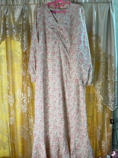 (Category: ) located in . Submitted by yums.wardrobe (Listing ID 1396027559, Image 1). Description: .