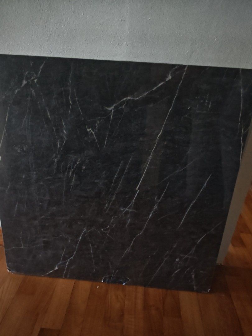 Foldable table (Category: Tables & Sets) located in Singapore. Submitted by sweetie40 (Listing ID 1395944985, Image 1). Description: This is foldable table size 60*60 Height 29cm Selling due to moving out.