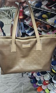 (Category: ) located in . Submitted by rhaizen_ukay (Listing ID 1396071980, Image 1). Description: .