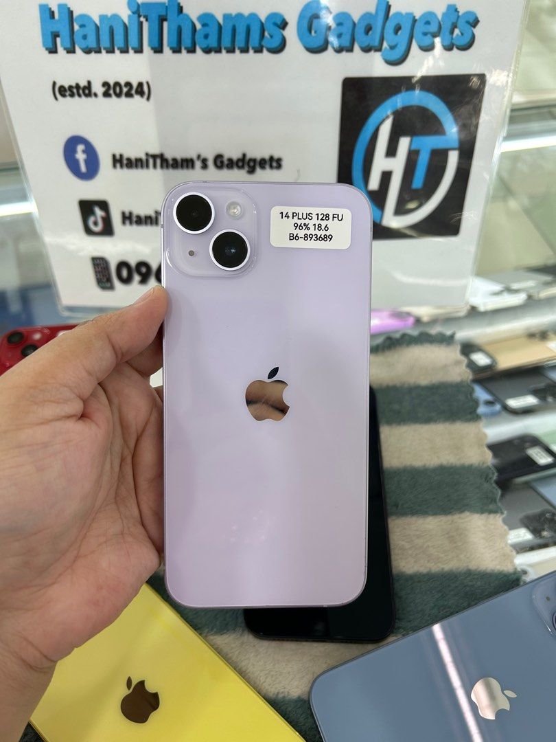 Iphone 14 128gb (Category: iPhone 14 Series) located in San Juan City. Submitted by nunte2249224 (Listing ID 1395988021, Image 3). Description: Iphone 14 128gb Battery health - 94% pataas Colors - white, blue, blackand red purple Openline No history of repair No hidden issues Free 3u tools Unli checking and unli reset Face id and true tone working 100% legit MOP: -cash -gcash -ggives and spaylater (with 6% interest) -credit card -bank transfer - 
