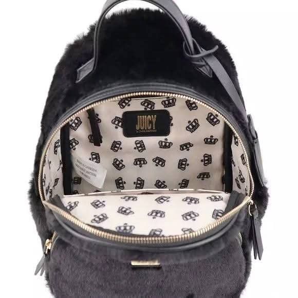 Juicy Couture Faux Fur Backpack (Category: Backpacks) located in San Pablo. Submitted by brandedandmore (Listing ID 1396079687, Image 3). Description: Brandnew Original Juicy Couture Faux Fur Backpack in Black. Medium Size..