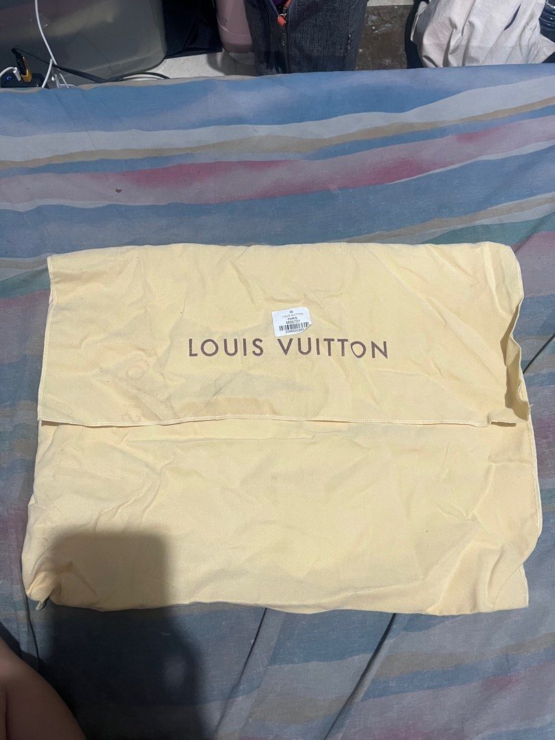 Louis Vuitton Dust Bag (Original) (Category: Luxury Bags & Wallets) located in Manila. Submitted by 818marga (Listing ID 1396049248, Image 1). Description: original LV dust bag! -good as new when washed -natambak lang sa cabinet kaya ma alikabok -can do meet ups.
