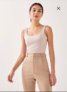 (Category: ) located in . Submitted by thebrowndoorwardrobe (Listing ID 1395963583, Image 1). Description: .