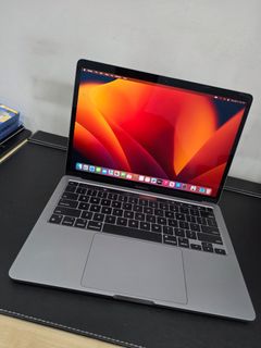MacBook Pro M164077793142401110