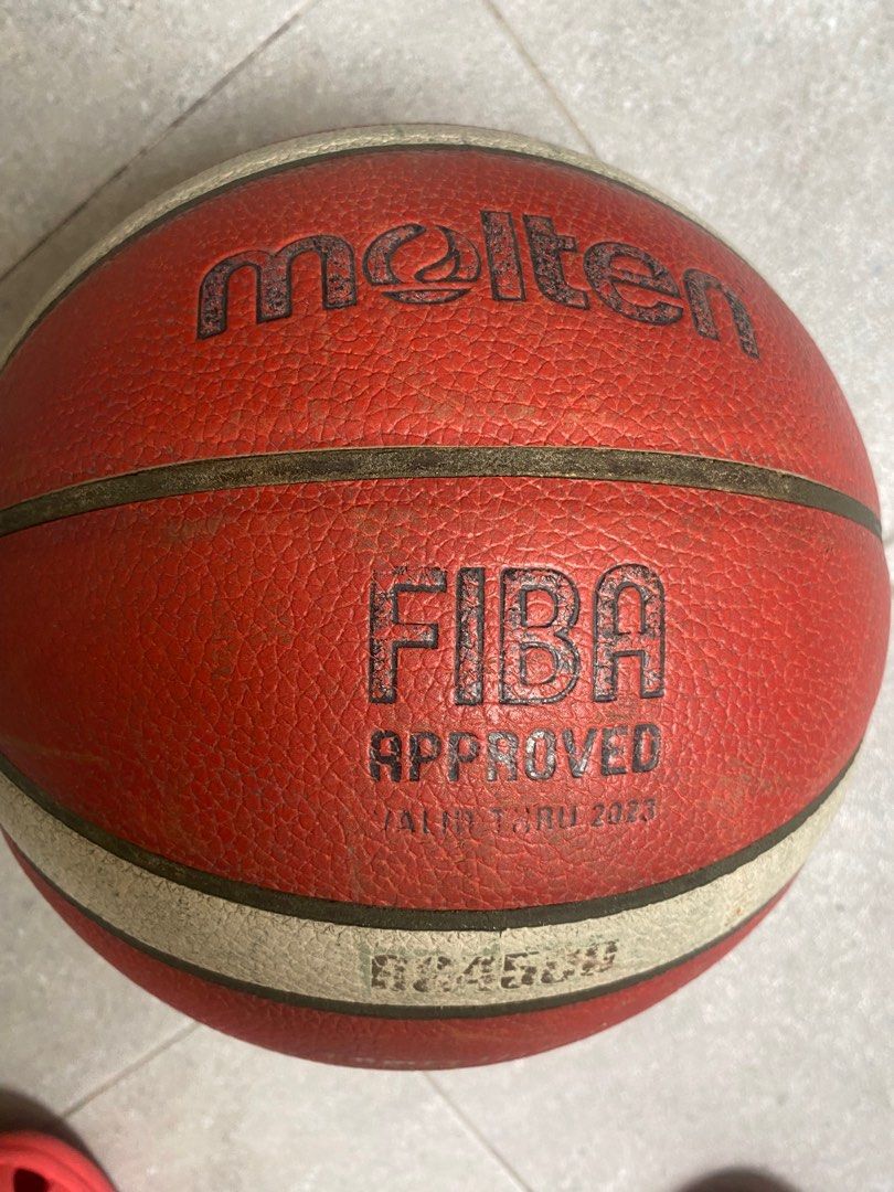 Molten BG4500 Basketball (Category: Racket and Ball Sports) located in Imus. Submitted by commoditieees (Listing ID 1395946365, Image 2). Description: Negotiable price Original Size 7 RFS: decluttering.
