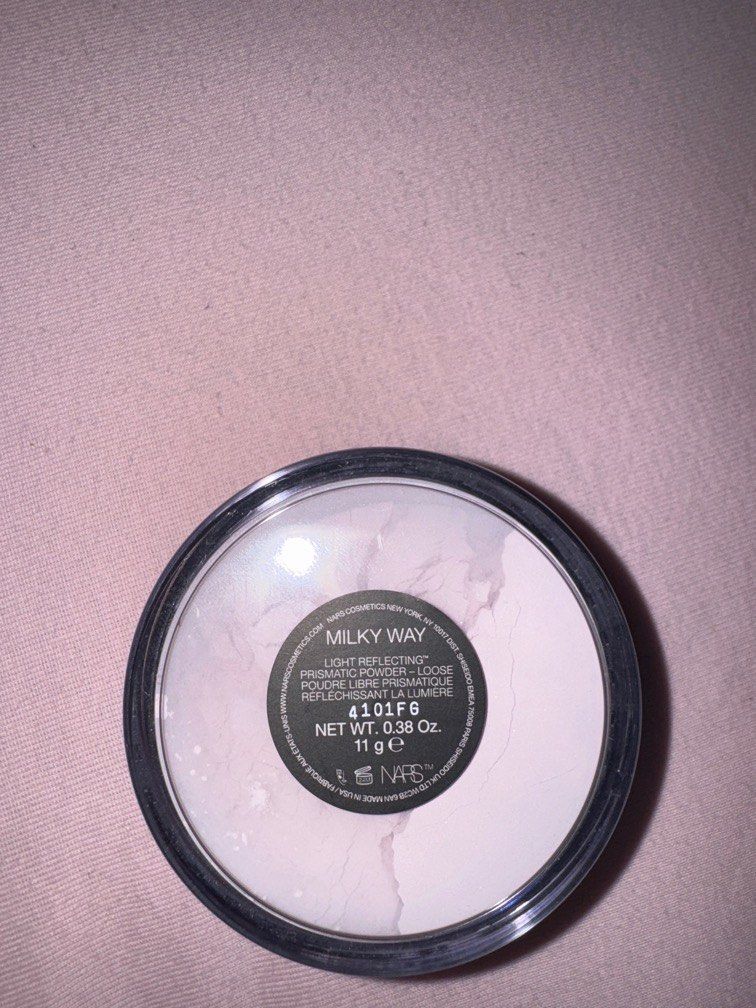 NARS LIGHT REECTING PRISMATIC POWDER MILKY WAY (Category: Makeup) located in San Juan City. Submitted by kleankloset (Listing ID 1395955715, Image 2). Description: used once, shade is not for me ! ☹️ or maybe i just dont know how to use hehe replacement box .