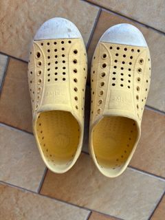 (Category: ) located in . Submitted by stitchgal (Listing ID 1395942932, Image 1). Description: .