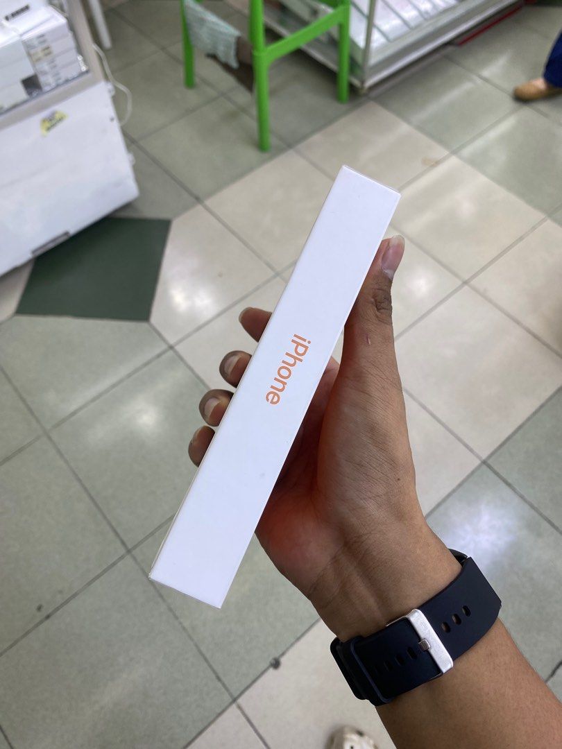 Nego slight !! iPhone 17 Pro Max 1TB Ntc ( local Variant ) OpenLine (Category: iPhone 17 Series) located in Manila. Submitted by benshop. (Listing ID 1396040105, Image 2). Description: FOR SALE | TRADE/SWAP BenShop Price :125,500 php Marketplace Price: 135,000 php ▫️On hand: iPhone 17 Pro Max ▫️1TB ▫️Openline/Factory unlocked ▫️Cosmic Orange ▫️Compatible With E-sim INCLUSIONS & FREEBIES: *CHARGER SET *CLEAR CASE *TEMPERED GLASS FREE 3-UTOOLS ANY 