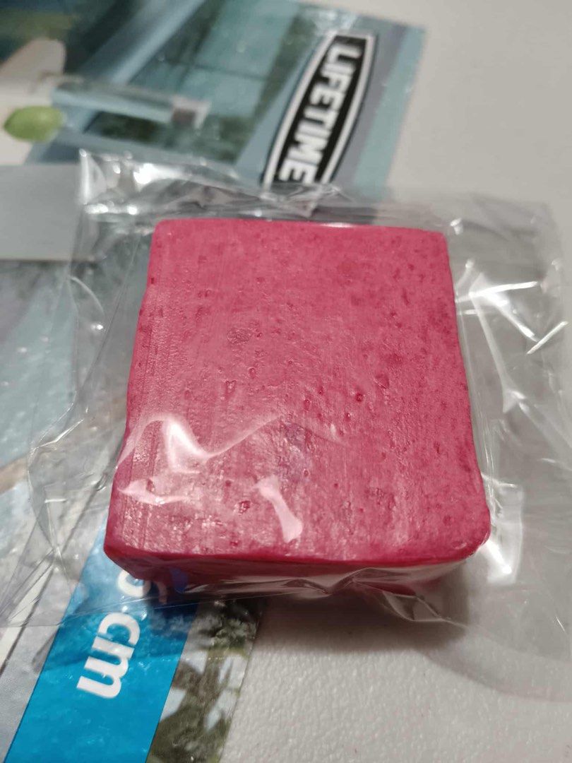 Niacinamide Soap (Category: Bath) located in Manila. Submitted by guiltlesspleasure (Listing ID 1395950106, Image 1). Description: - Sealed Niacinamide soap - Square-shaped - Solid block - Wrapped in clear plastic - Packaging is intact.