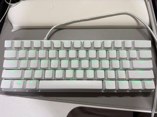 （分類：）位於 。 由 baeee_ 提交（商品編號 1396098575，圖片 1）。簡介： 。