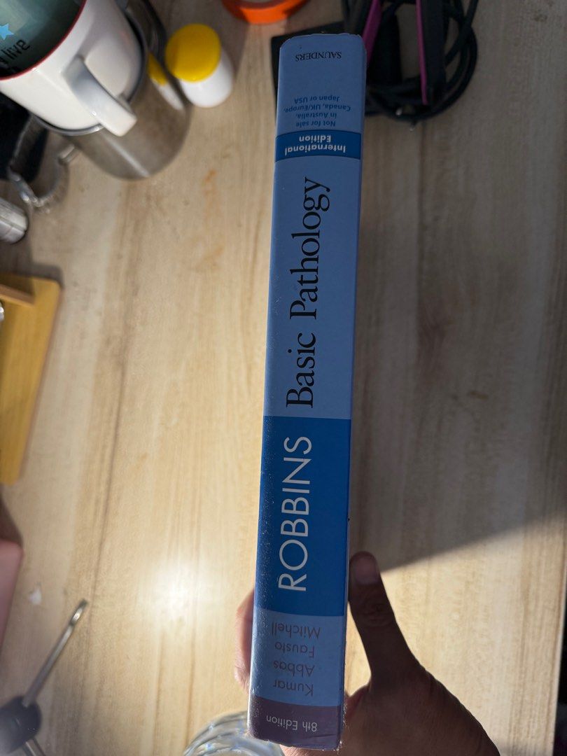 robbins basic pathology (Category: Textbooks) located in Setiu. Submitted by amercekmokkk (Listing ID 1395934027, Image 3). Description: robbins basic pathology in good cond except got name on the book nego till letgo.
