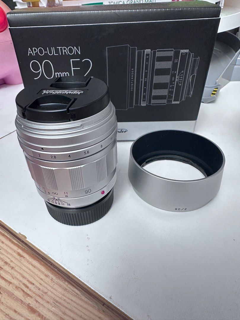 Voigtländer APO-ULTRON 90mm F2 VM フィルター付 コシナ、Voigtlander｢APO-ULTRON 90mm F2 VM｣発売。フルサイズVM