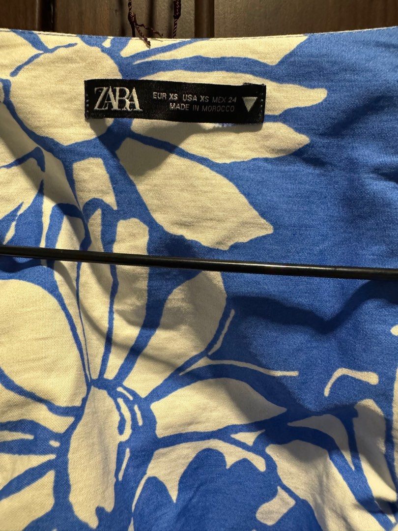 Zara Long Poplin Dress (Category: Dresses) located in Quezon City. Submitted by aakar (Listing ID 1396103644, Image 3). Description: .