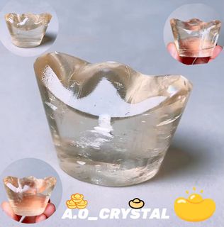 (😻又大又閃又透又有彩虹)💖招財黃方解大元寶💖$148❤️呢個又大又閃又透又有彩虹🌈真係好閃又好靚呢個👍🏻👍🏻仲要百幾蚊有一個咁大個👍🏻😍😍😍😍64227220327938110