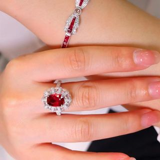 Oval Ruby 18K Gold Diamond Ring Custom Made | Lab-Grown Gemstone Ring | Laboratory-Created Emerald Gem Setting | WTS Master Jewelry Design and Modification | Tsim Sha Tsui Store | WTS 62769039 Local Craftsmanship | In-House Factory64229339971075110