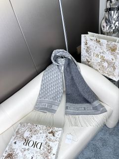 2024年Dior最新款   Oblique 印花圍巾重新詮釋 Dior 64228596592001110