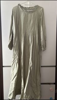 淺綠色長袖連衣裙64223197841537110