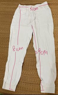 米色休閒褲64225027926529110