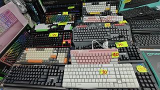 Multiple Mechanical Keyboards for Sale64227742408578110