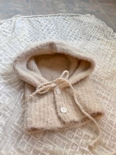 杏色連帽圍脖🧣64229676934147110