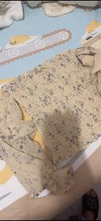 黃色碎花一字膊上衣64230684913537110