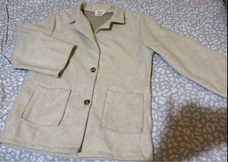 米白色毛呢短身外套64231699833090110