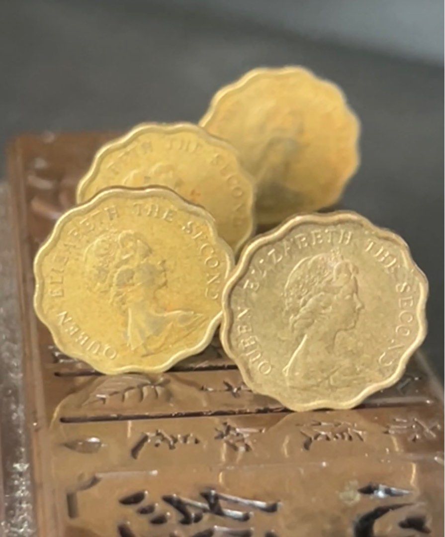 香港1983 貳毫兩角$0.2硬幣［膽幣］英女皇平冠飾頭像流通精品單枚價格隨機發貨, 興趣及遊戲, 收藏品及紀念品, 錢幣- Carousell