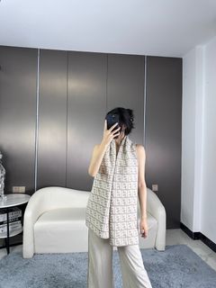 💎品質保障💎𝐅𝐞𝐧𝐝𝐢·針織羊絨圍巾 尺寸：30*180cm64229676948611110