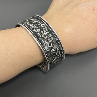 香港珠寶店搜回 千禧年代純銀925手鐲或臂鐲男女同款可調大小64226447467393110