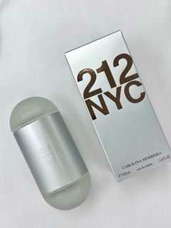 💙全新現貨優惠💙 CAROLINA HERRERA 212 NYC EAU DE TOILETTE For Women 卡羅琳娜·海萊娜 212 NYC女士淡香水 100ml64224129528834110