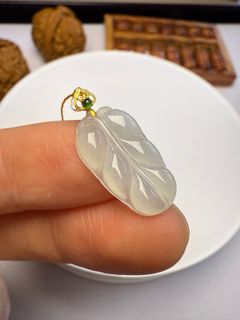 緬甸A貨翡翠葉子 糯冰種 18k金扣頭-香港門市批發 保A包真64226447720322110