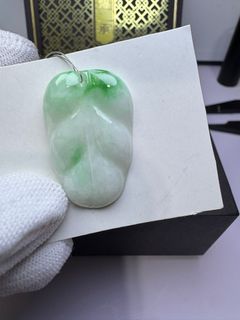 Natural Burmese Jadeite (Type A) đ Floating Vivid Green Gold Branch Jade Leaf Pendant Size 34.7x20.9x3.1mm64225816365699110