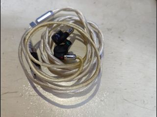 （分類：）位於 。 由 raymong.phoenix 提交（商品編號 1399275256，圖片 1）。簡介： 。