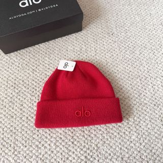 Alo Red Beanie64225406751489110