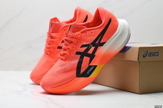 (Category: ) located in . Submitted by factory.shoes.outlet (Listing ID 1399258389, Image 1). Description: .