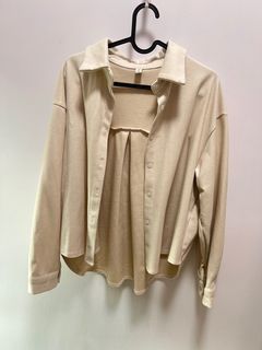 Beige Button-Up Shirt⬛️ TGY 襯衫/外套64224280877953110