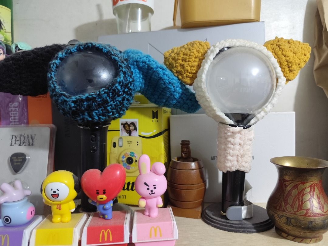 BTS Official Light Stick (ver 3 and MOTS ver) + HYBE Official Light ...