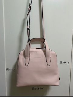 （分類：）位於 。 由 navybottle 提交（商品編號 1399323333，圖片 1）。簡介： 。