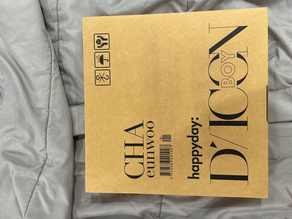 Cha Eunwoo Dicon Magazine Collectors Item (Category: K-Wave Merchandise) located in Manila. Submitted by ycg910 (Listing ID 1399295789, Image 3). Description: Selling this SEALED cha eunwoo dicon magazine (in original box!) .