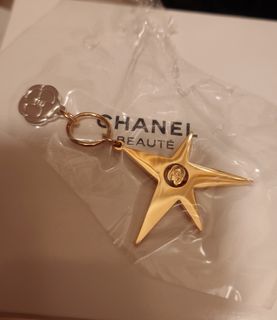 Chanel beaute charms 吊飾64230840918914110