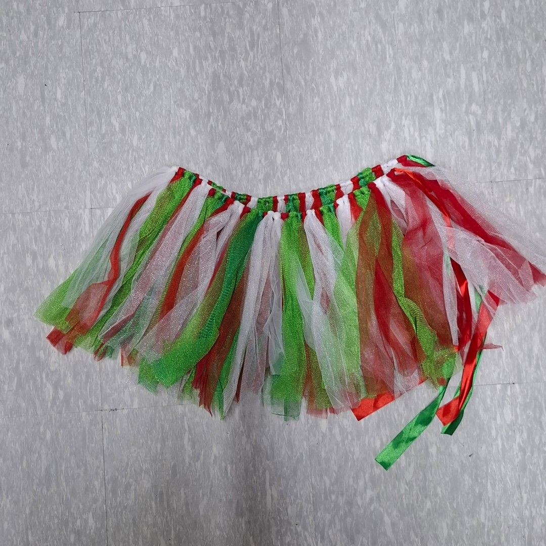 Red White Green Christmas Skirt For Kids (Category: Babies & Kids Fashion) located in Pasig City. Submitted by maeingo (Listing ID 1399400826, Image 1). Description: 🎄 Length: 27' cm Waist: 72' cm Deets: this is for kids only, 5-8 yrs old estimated, can be adjust on the waist 𐙚 This item is negotiable but no lowbailing 𐙚 Loc: Pasig City 𐙚 MOP: cashg 𐙚 MOD: J&T, Lalamove.