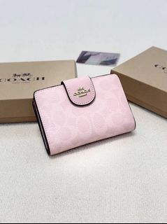 🌟官網授權商家🌟COACH 粉色短款錢包64224128747523110