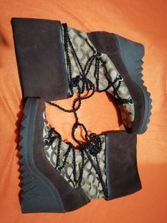(Category: ) located in . Submitted by cydail (Listing ID 1399307112, Image 1). Description: .