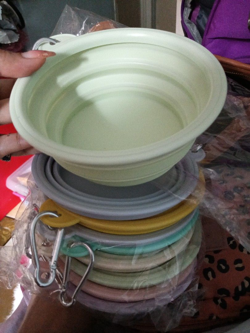 Collapsible Pet Bowl with Carabiner (Category: Homes & Other Pet Accessories) located in Daraga. Submitted by declutter.with_me (Listing ID 1399287637, Image 2). Description: Available: 1 green, 1 blue * 1 pink(soft type with pattern) - Collapsible pet bowl for easy travel and outdoor use. - Includes a handy carabiner clip for attaching to bags or leashes. - Available in multiple colors to suit your style. - Simple to clean and store, making it c