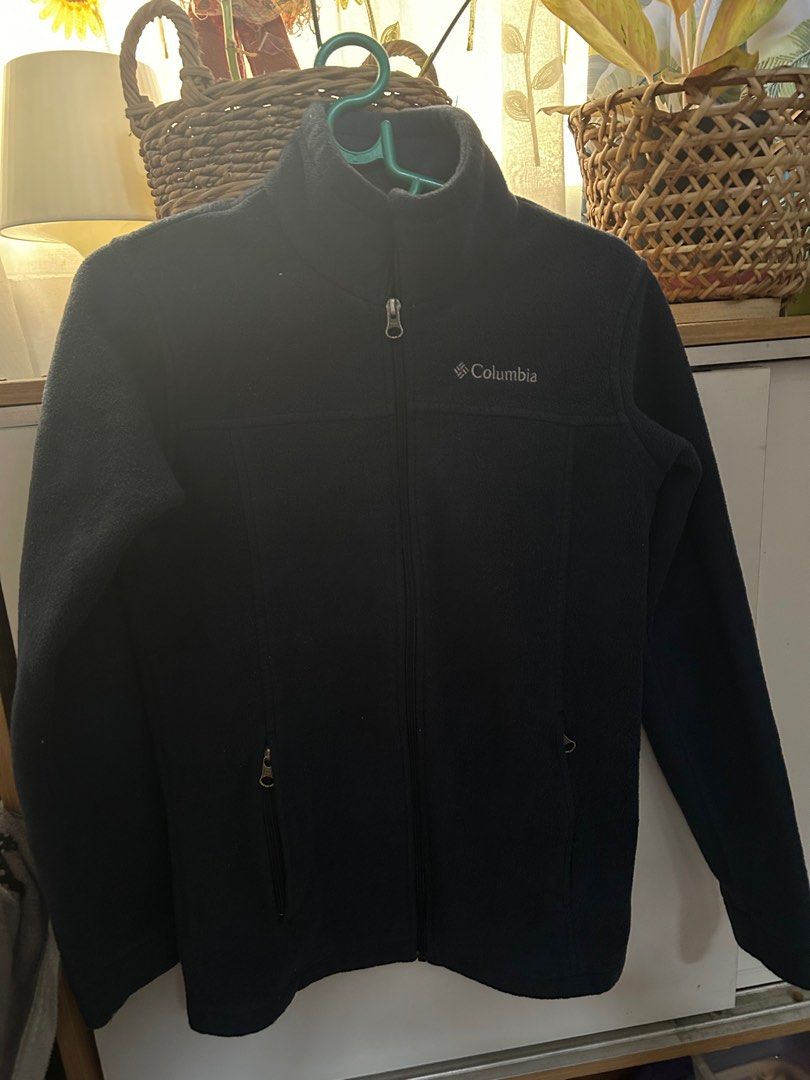 Columbia longsleeves (Category: Tshirts & Polo Shirts ) located in Subic. Submitted by joydlm (Listing ID 1399267836, Image 1). Description: .