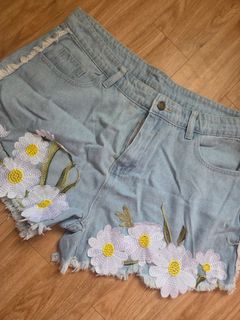 (Category: ) located in . Submitted by bella_24_ (Listing ID 1399273028, Image 1). Description: .
