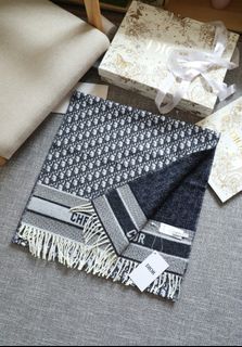 Dior 保暖印花時尚絨線圍巾女款藍色64225406839041110